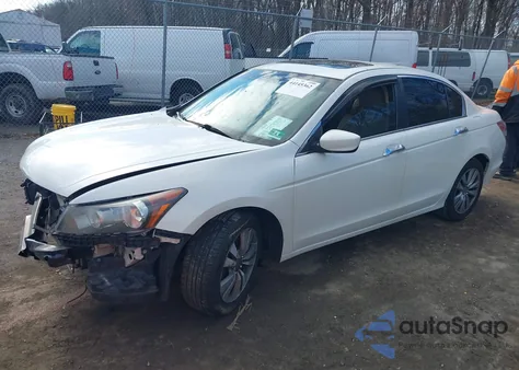 2011 Honda Accord 3.5 Ex-L z USA, uszkodzony, nr VIN 1HGCP3F85BA009590
